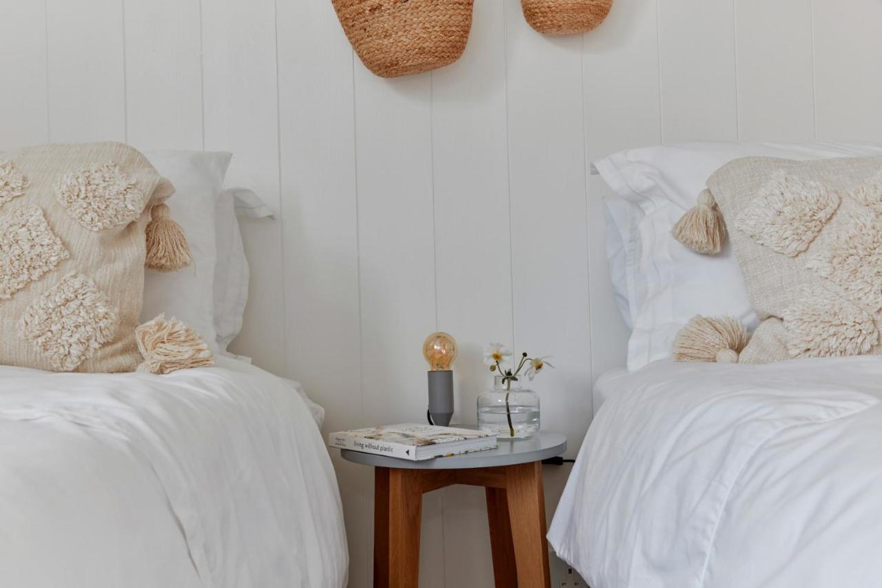 A Cool Coastal Retreat On Kingsdown Beach - The White House Deal Exterior foto