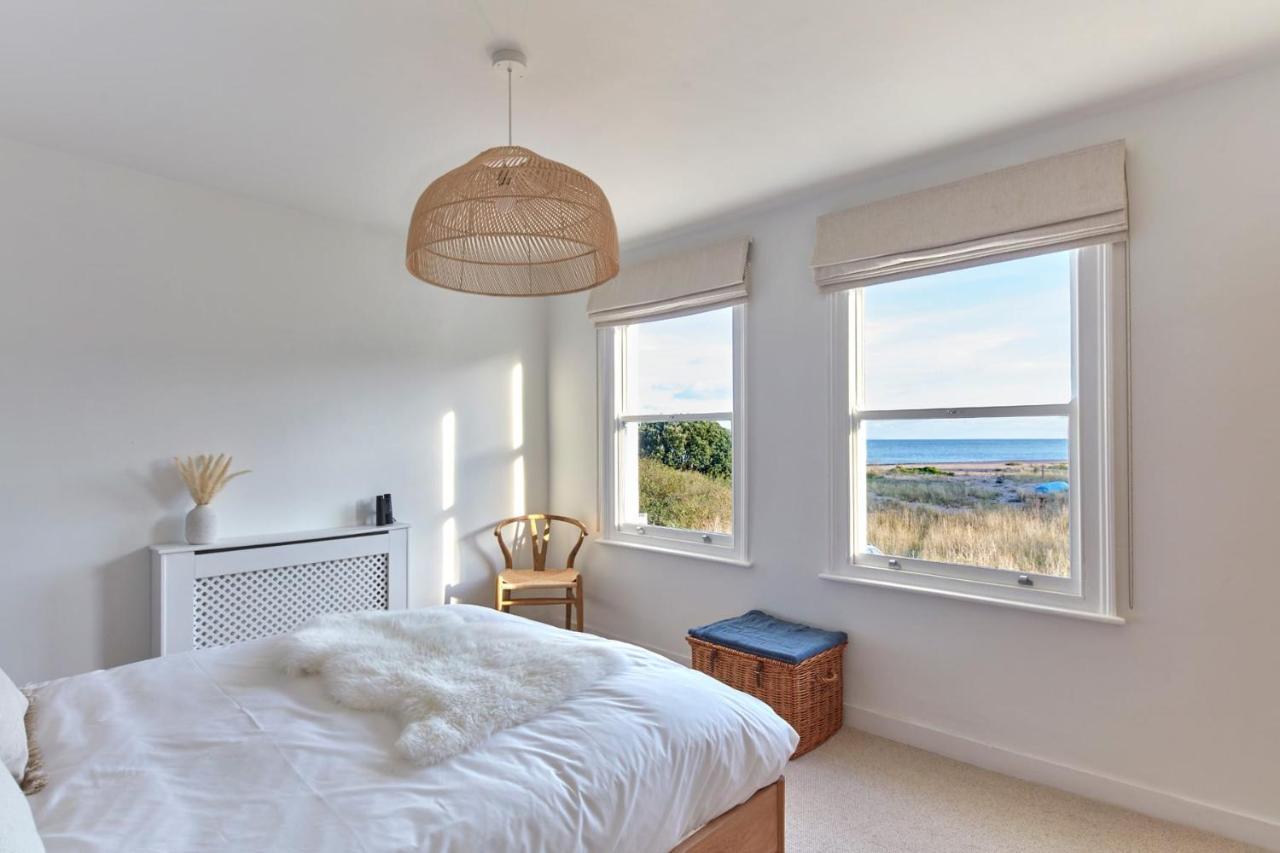 A Cool Coastal Retreat On Kingsdown Beach - The White House Deal Exterior foto